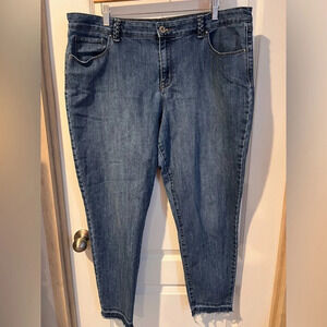 Style & Co Denim ankle jeans with frayed ankles and braced belt loops sz 18.